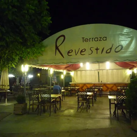 Ξενοδοχείο Restaurante Revestido 3*