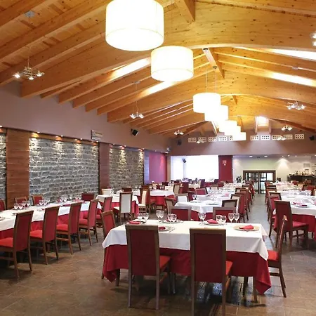 Restaurante Revestido מלון 3*